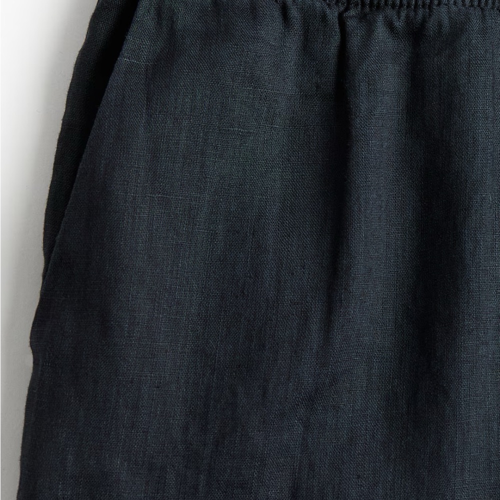 Classic Black Linen Button-Up Shirt & Pants set - Picture 4 of 4